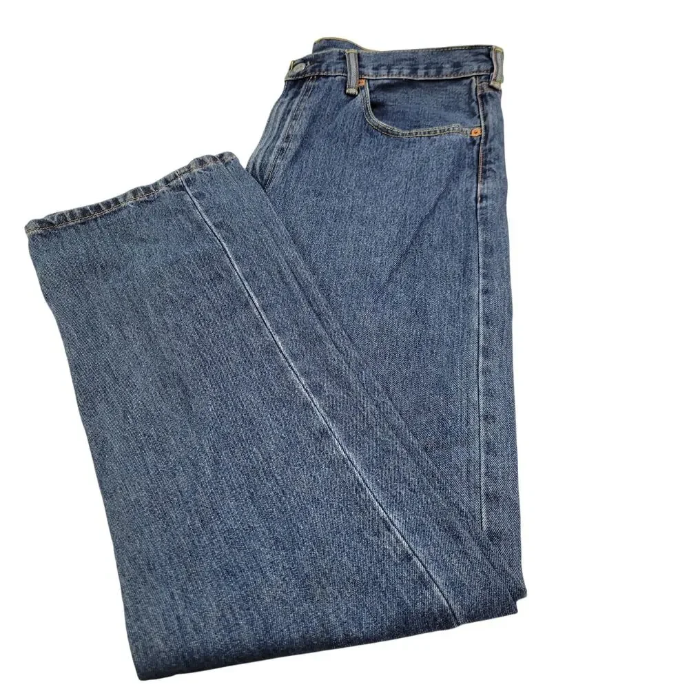 Levi's Men's 505 Jeans Straight Leg Medium Wash Size 38x34L 1623-0099